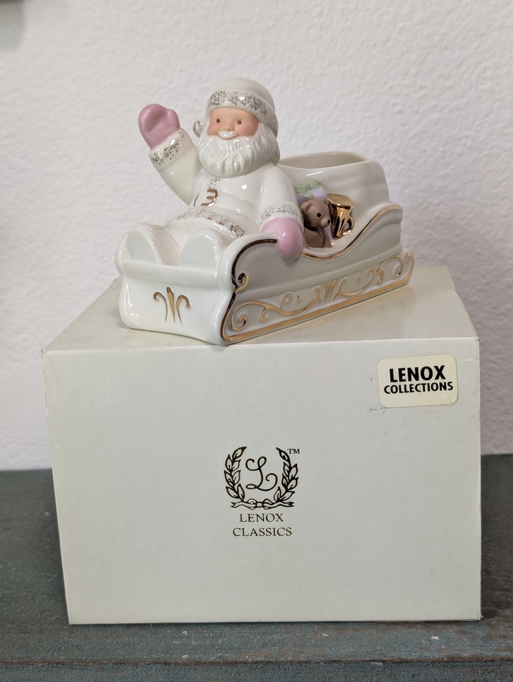 Lenox Santa's Brightest Wish Sleigh Toys Votive Candle Holder Gold Trim